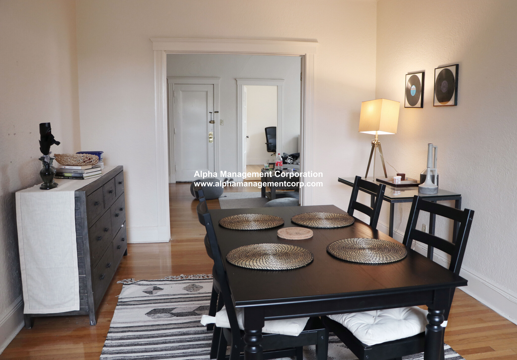 3 bed, 1 bath apartment for rent at 18 Alton Pl Unit 5, Coolidge Corner — photo 2 of 5