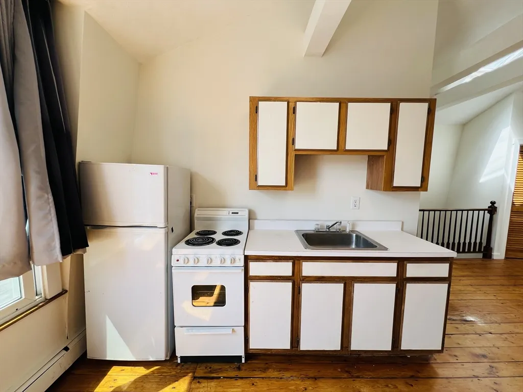 1 bed, 1 bath apartment for rent at 18 Appleton St Unit 2B, Powder House Square — photo 3 of 11