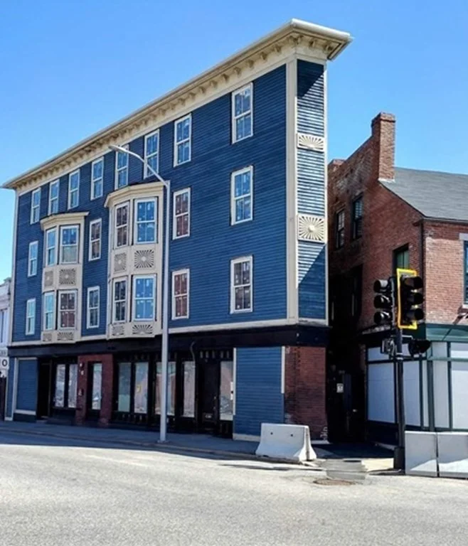 2 bed, 1 bath apartment for rent at 18 Appleton St Unit 4, Downtown