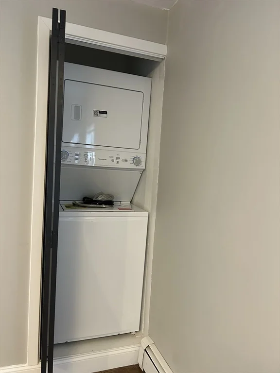 2 bed, 1 bath apartment for rent at 18 Ashcroft Unit 302, Dedham — photo 4 of 7