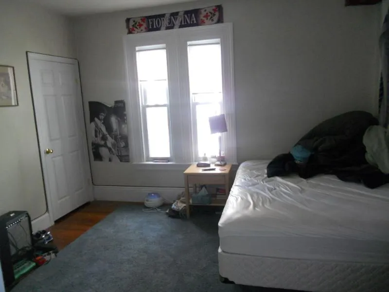 3 bed, 2 bath apartment for rent at 18 Ashford St Unit 2, Allston — photo 4 of 7