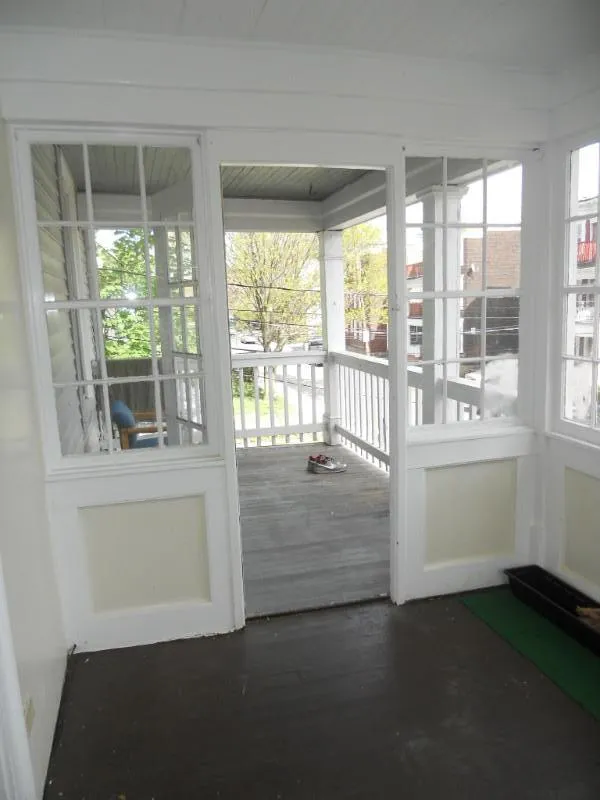 3 bed, 2 bath apartment for rent at 18 Ashford St Unit 2, Allston — photo 2 of 7