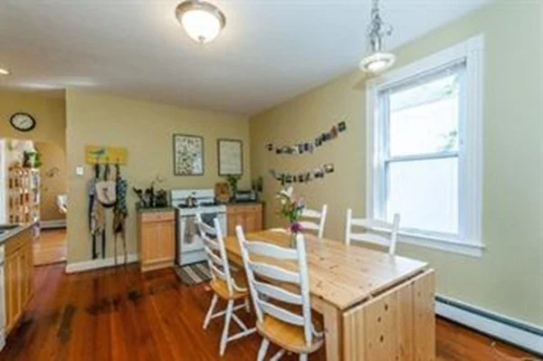1 bed, 1 bath apartment for rent at 18 Ashley St Unit 2, Jamaica Plain — photo 4 of 13