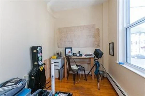 1 bed, 1 bath apartment for rent at 18 Ashley St Unit 2, Jamaica Plain — photo 6 of 13