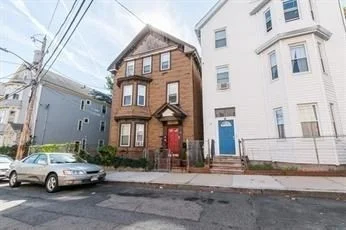 1 bed, 1 bath apartment for rent at 18 Ashley St Unit 3, Jamaica Plain — photo 8 of 11