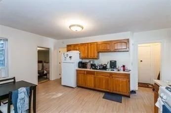 1 bed, 1 bath apartment for rent at 18 Ashley St Unit 3, Jamaica Plain — photo 2 of 11