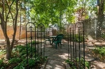 1 bed, 1 bath apartment for rent at 18 Ashley St Unit 3, Jamaica Plain — photo 9 of 11