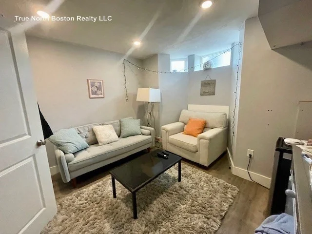 5 bed, 3 bath apartment for rent at 18 Atlantic St Unit 1, South Boston — photo 14 of 14