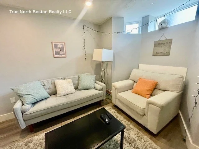 5 bed, 3 bath apartment for rent at 18 Atlantic St Unit 1, South Boston — photo 13 of 14
