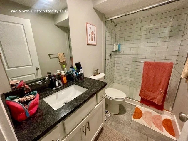 5 bed, 3 bath apartment for rent at 18 Atlantic St Unit 1, South Boston — photo 12 of 14