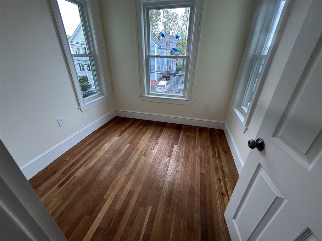 4 bed, 2 bath apartment for rent at 18 Auburn St Unit 2R, Malden — photo 8 of 17