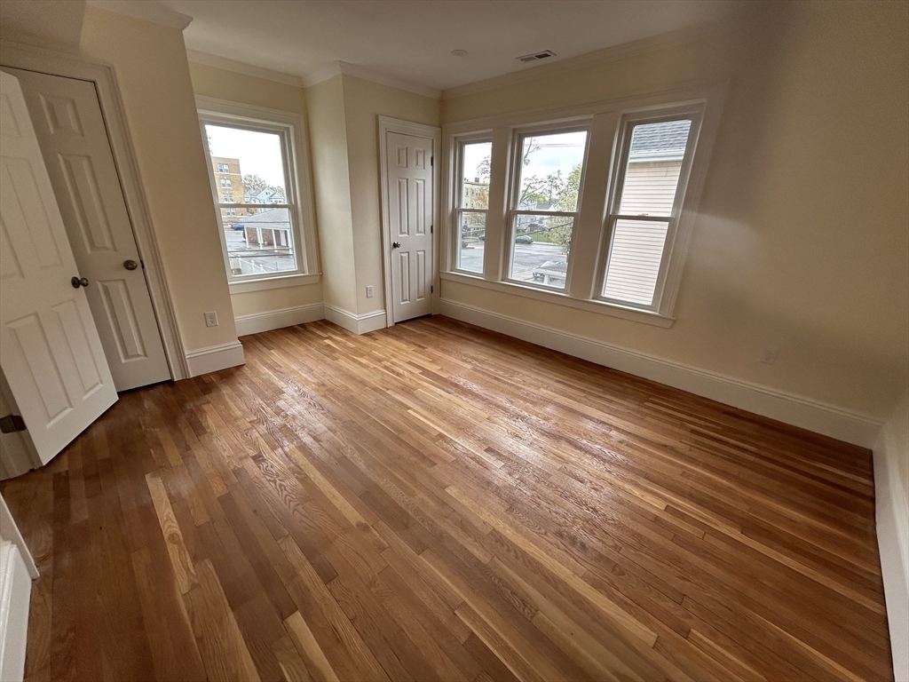 4 bed, 2 bath apartment for rent at 18 Auburn St Unit 2R, Malden — photo 7 of 17