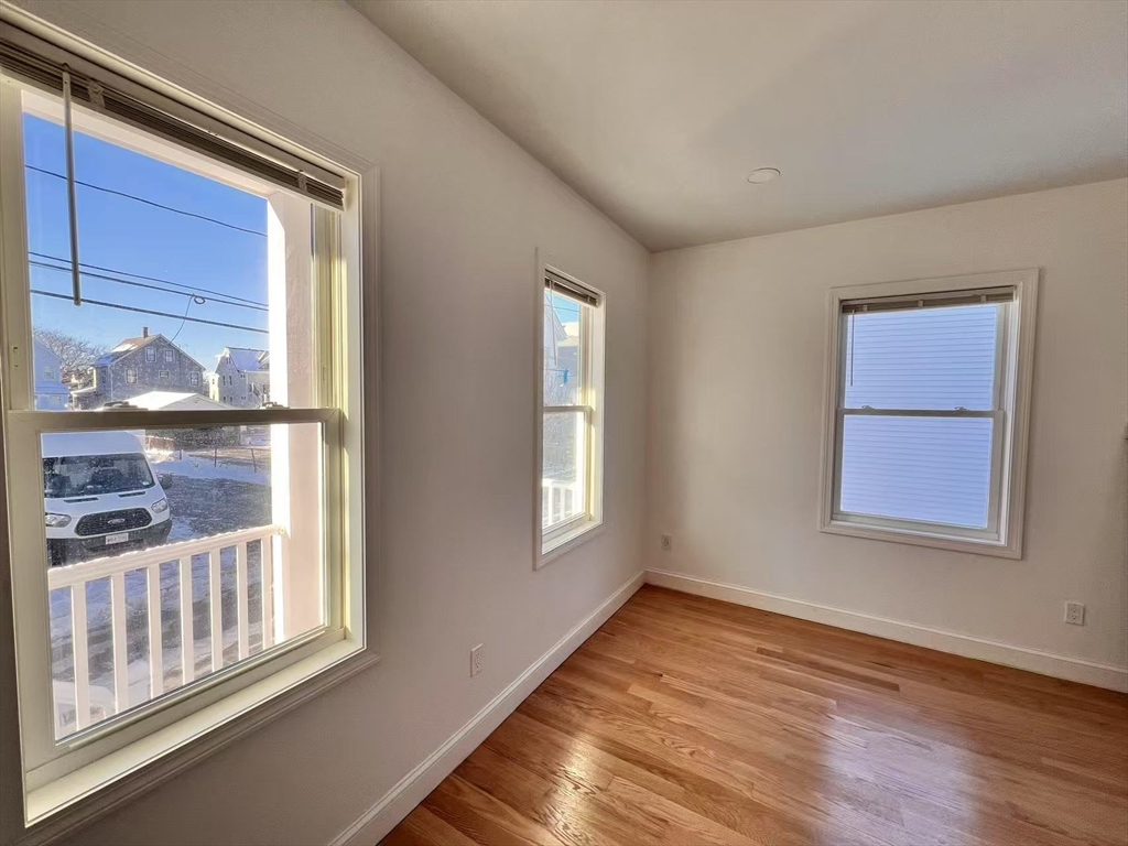 Studio bed, 1 bath apartment for rent at 18 Autumn St Unit 1, East Somerville — photo 1 of 10