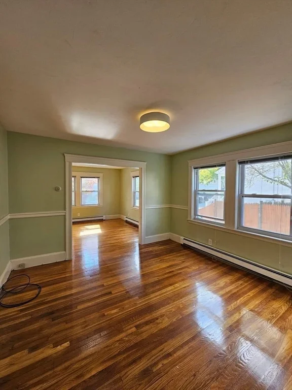 1 bed, 1 bath apartment for rent at 18 Banks St Unit 1, Belmont — photo 4 of 12