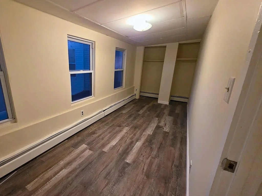 3 bed, 1 bath apartment for rent at 18 Barclay St Unit 2, Lowell — photo 10 of 10