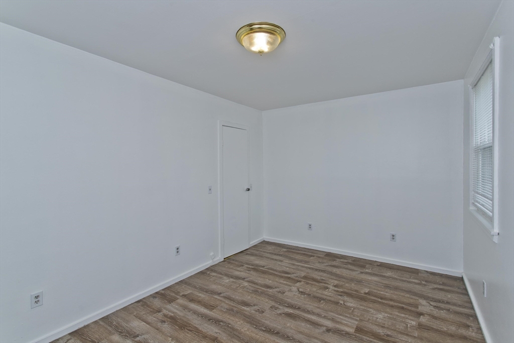 3 bed, 1 bath apartment for rent at 18 Bates St Unit 1, Westfield — photo 11 of 17