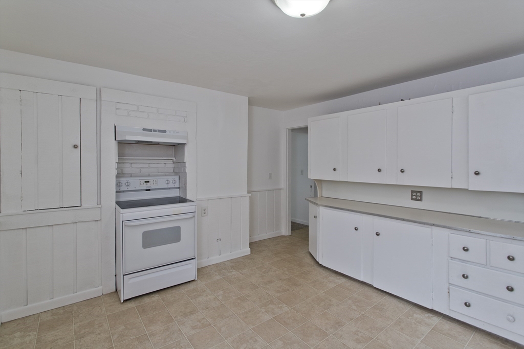 2 bed, 1 bath apartment for rent at 18 Bates St Unit 2A, Westfield — photo 7 of 12