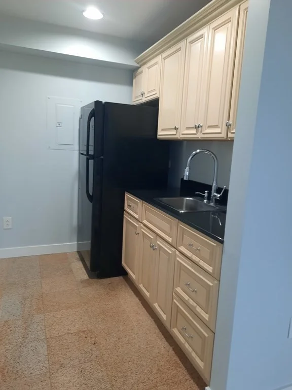 4 bed, 3 bath apartment for rent at 18 Bay Ave Unit 18, Duxbury — photo 15 of 15