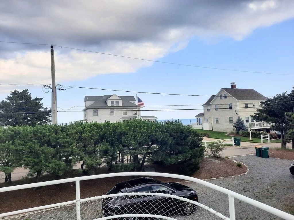 4 bed, 3 bath apartment for rent at 18 Bay Ave Unit 18, Duxbury — photo 4 of 15