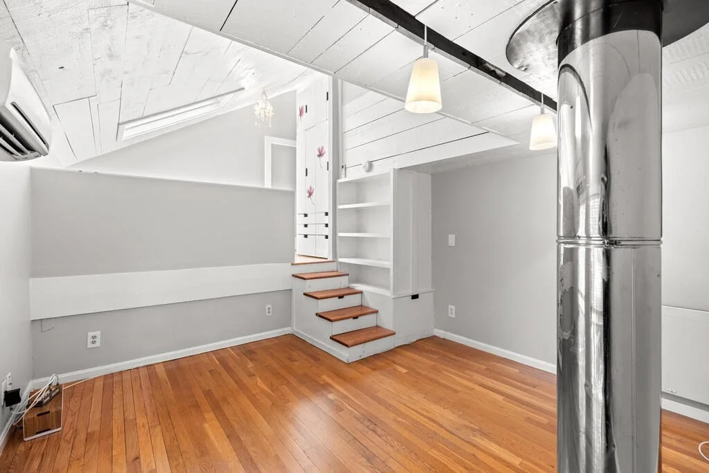 3 bed, 2 bath apartment for rent at 18 Bay St Unit 4, Riverside — photo 18 of 28