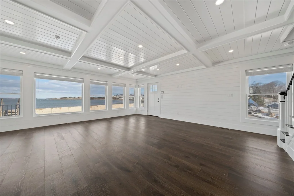 4 bed, 3 bath apartment for rent at 18 Bayswater Rd, Houghs Neck — photo 30 of 38