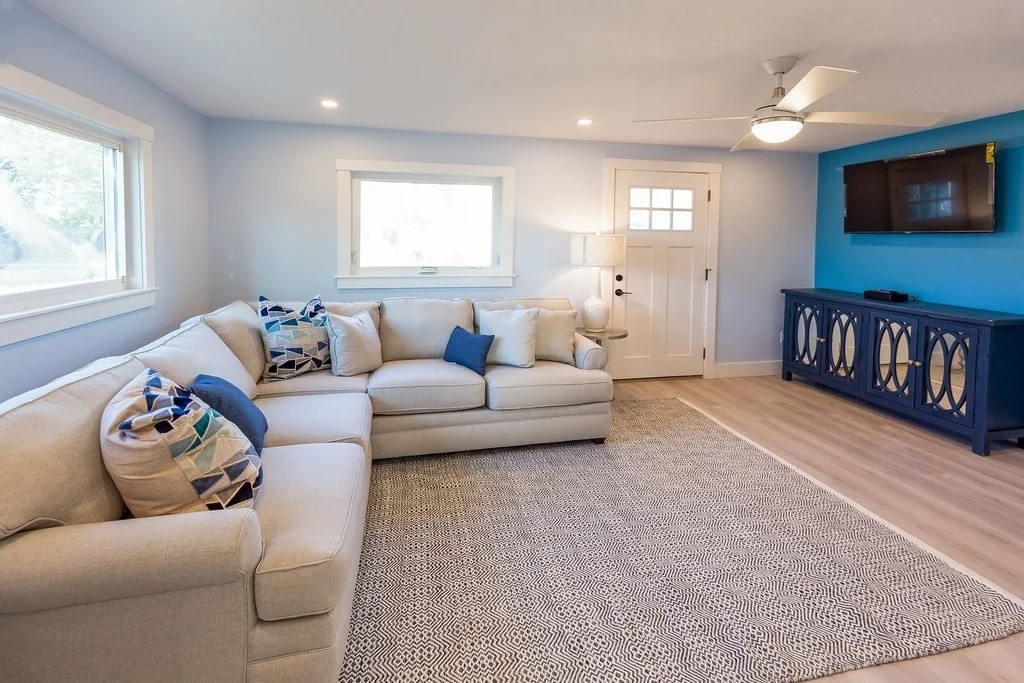 2 bed, 1 bath apartment for rent at 18 Beach St Unit 1, Plymouth — photo 7 of 23