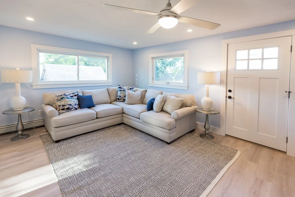 2 bed, 1 bath apartment for rent at 18 Beach St Unit 1, Plymouth — photo 8 of 23