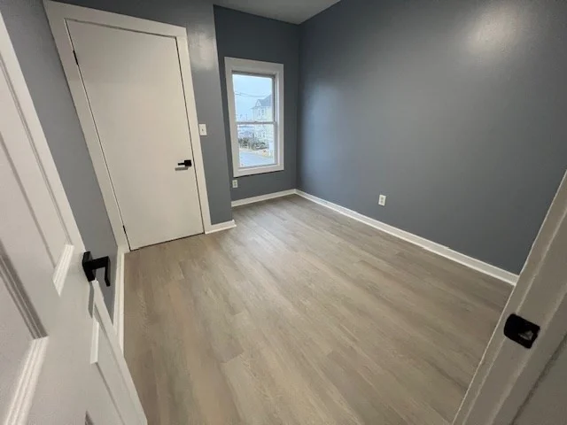 3 bed, 1 bath apartment for rent at 18 Beach St Unit 2, Fairhaven — photo 7 of 11