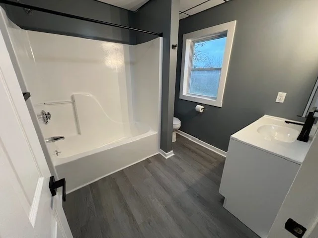 3 bed, 1 bath apartment for rent at 18 Beach St Unit 2, Fairhaven — photo 9 of 11