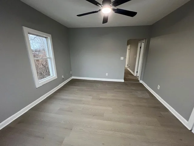 3 bed, 1 bath apartment for rent at 18 Beach St Unit 2, Fairhaven — photo 3 of 11