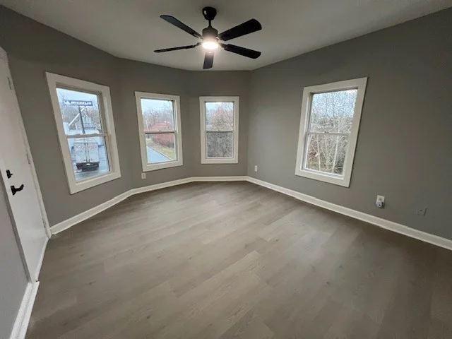 3 bed, 1 bath apartment for rent at 18 Beach St Unit 2, Fairhaven — photo 2 of 11