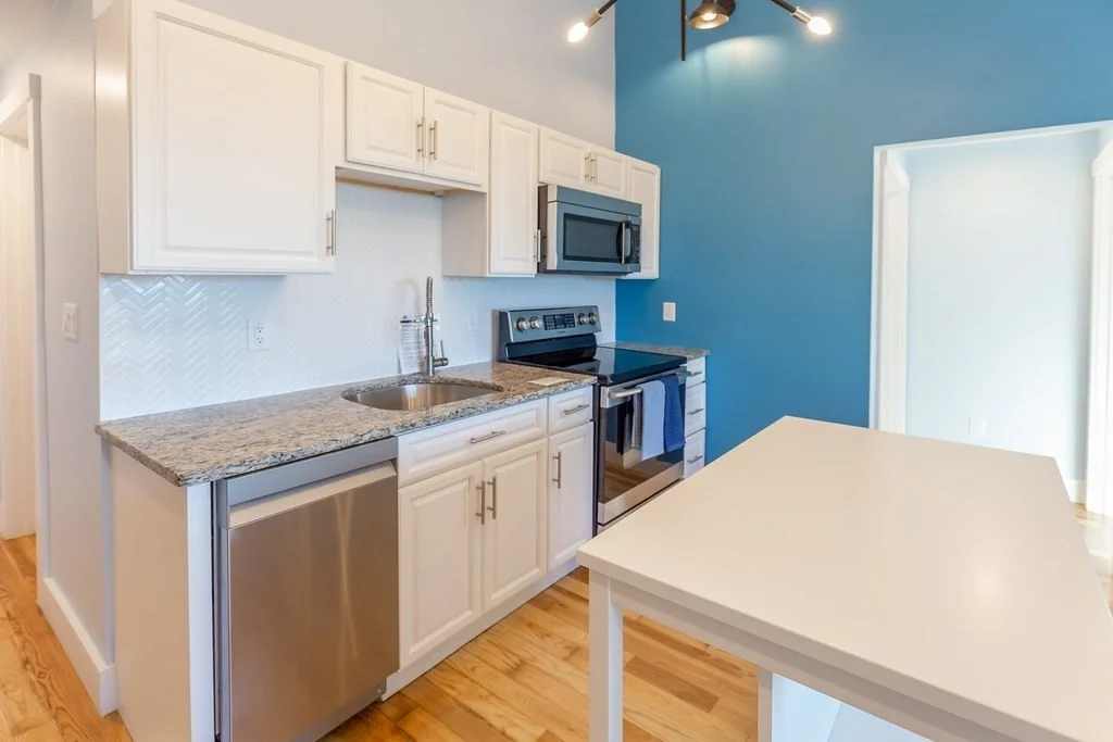 2 bed, 1 bath apartment for rent at 18 Beach St Unit 2, White Horse Beach — photo 13 of 27
