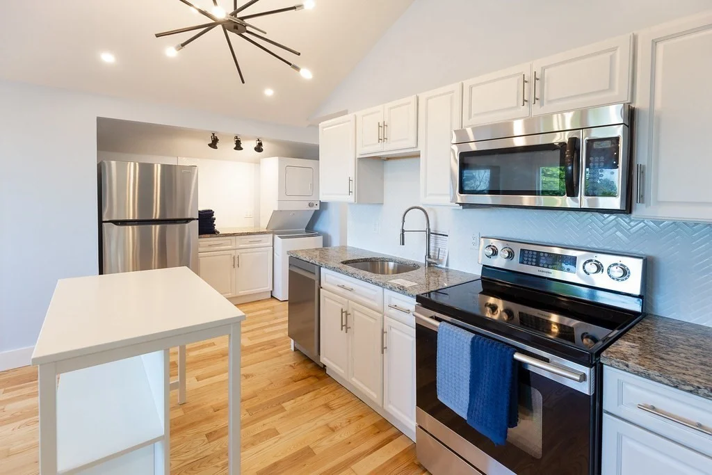 2 bed, 1 bath apartment for rent at 18 Beach St Unit 2, White Horse Beach — photo 10 of 27