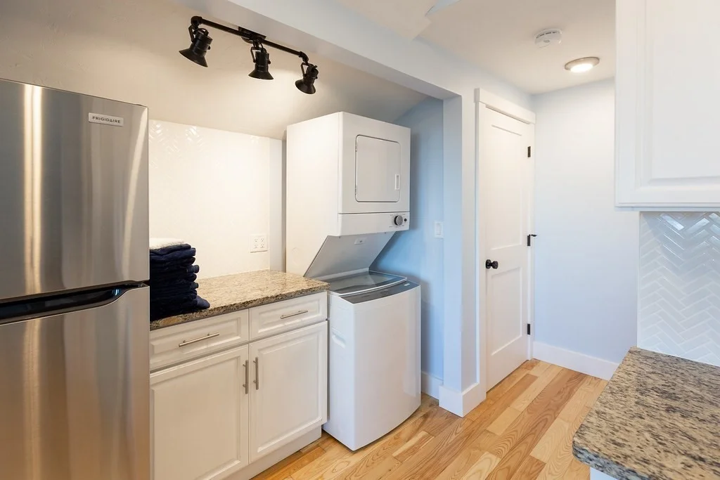 2 bed, 1 bath apartment for rent at 18 Beach St Unit 2, White Horse Beach — photo 7 of 27