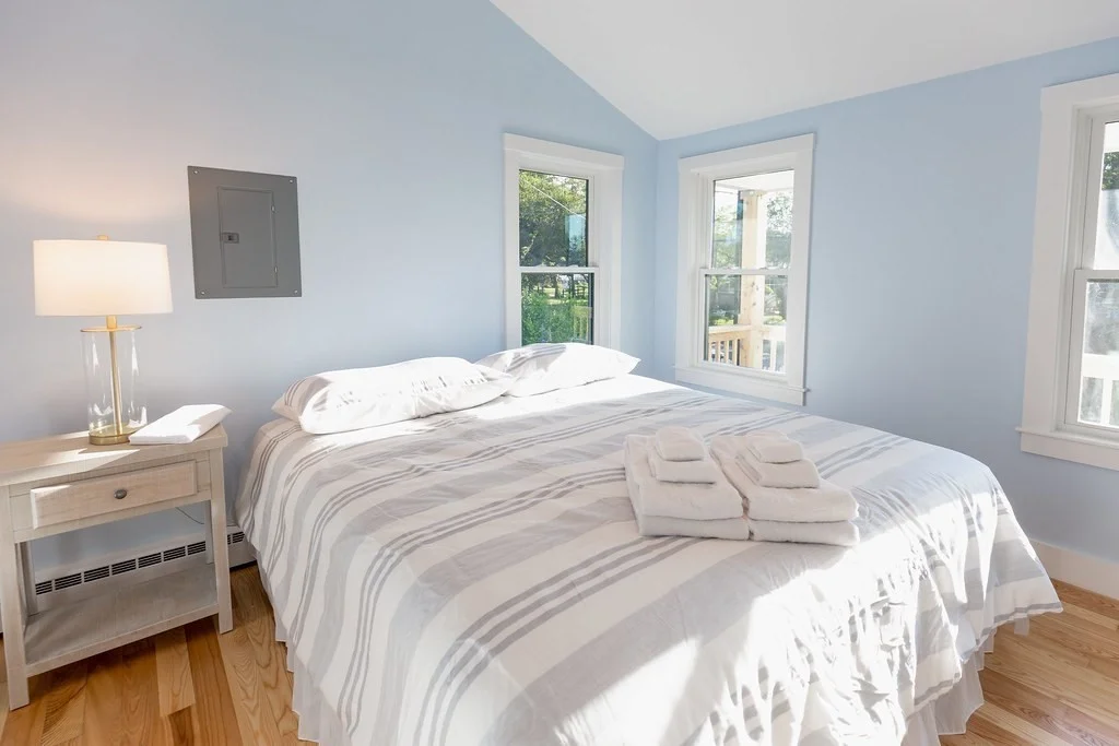 2 bed, 1 bath apartment for rent at 18 Beach St Unit 2, White Horse Beach — photo 22 of 27
