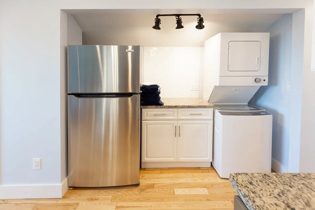2 bed, 1 bath apartment for rent at 18 Beach St Unit 2, White Horse Beach — photo 11 of 27