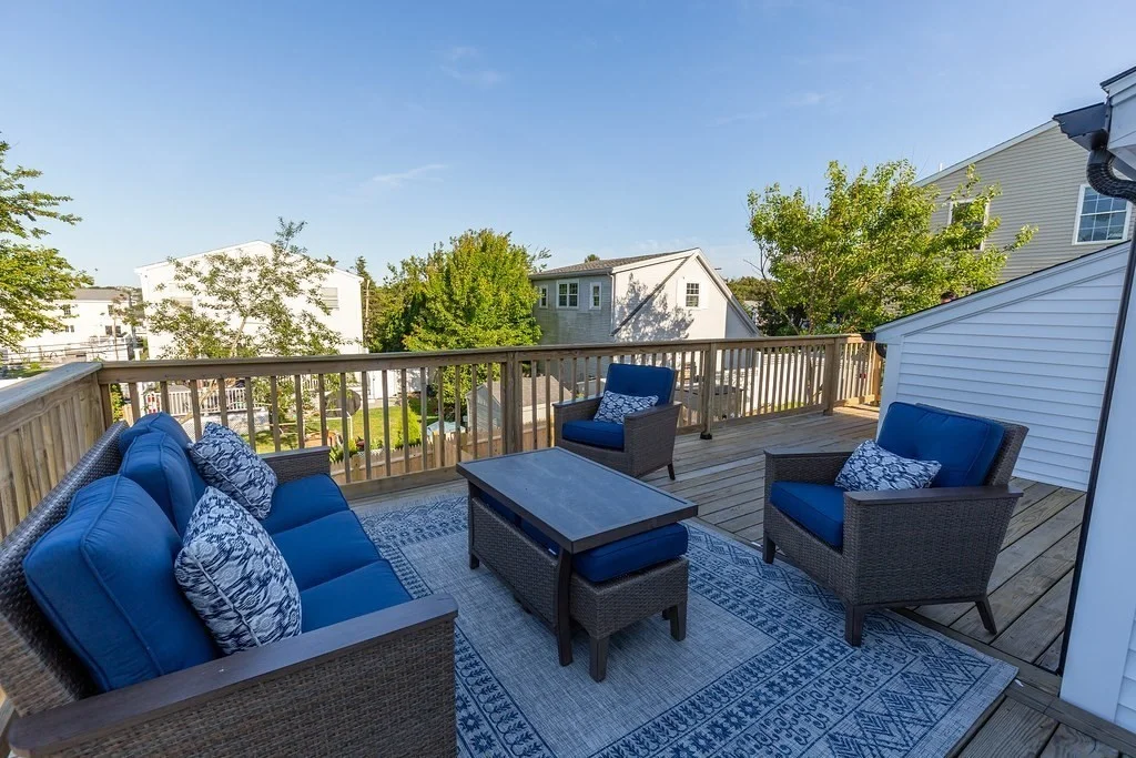 2 bed, 1 bath apartment for rent at 18 Beach St Unit 2, White Horse Beach — photo 4 of 27