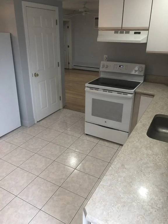 1 bed, 1 bath apartment for rent at 18 Belmont Park Unit 1, Everett — photo 2 of 9