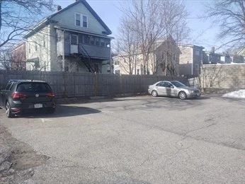 3 bed, 1 bath apartment for rent at 18 Belmont Unit 2, Spring Hill — photo 12 of 14