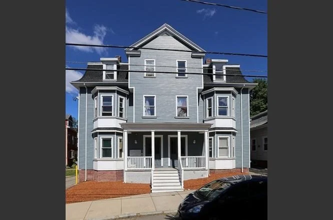 4 bed, 1 bath apartment for rent at 18 Belmont Unit 4, Spring Hill — photo 1 of 9