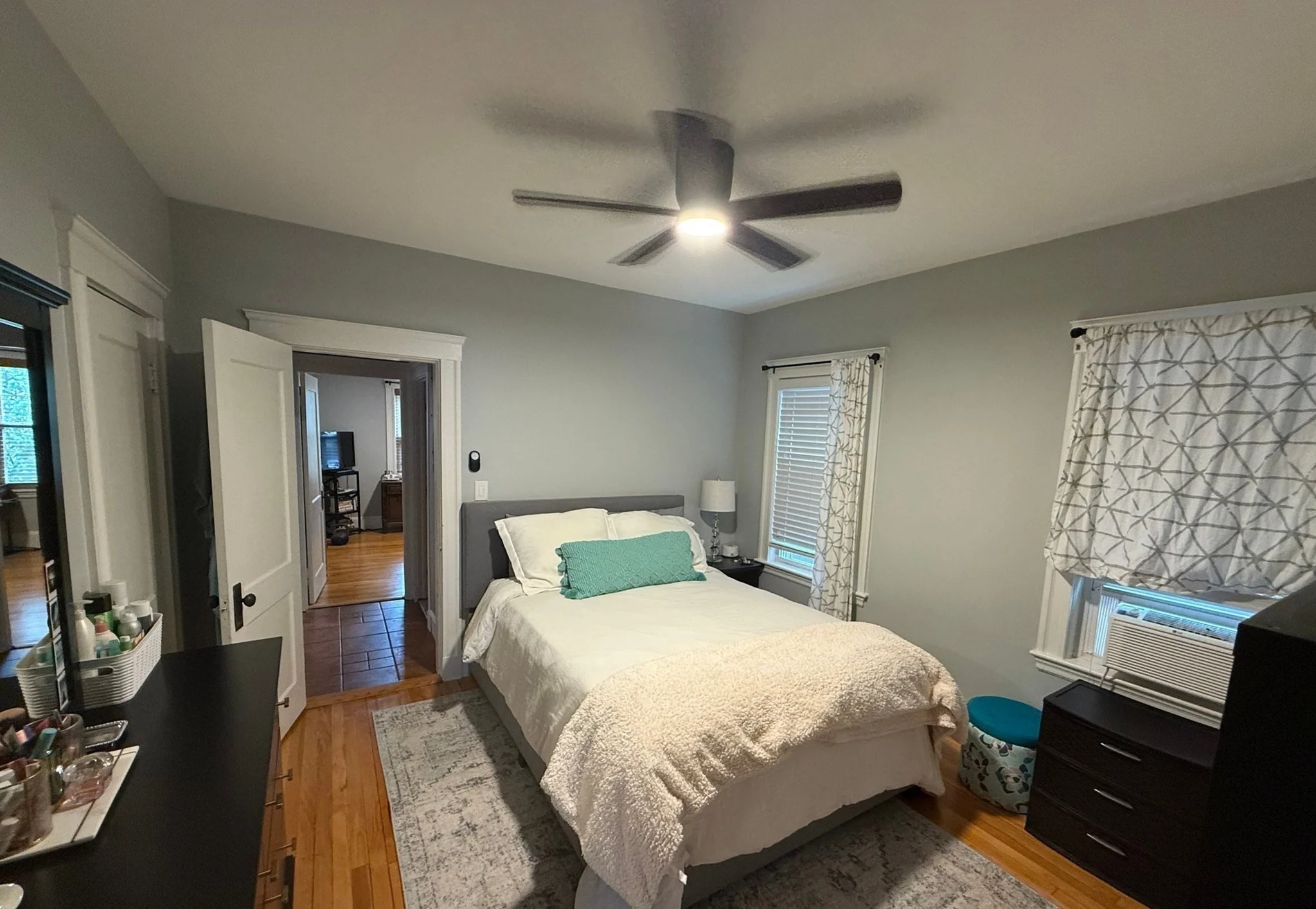 2 bed, 1 bath apartment for rent at 18 Benton Rd Unit 1, Tufts University — photo 8 of 17