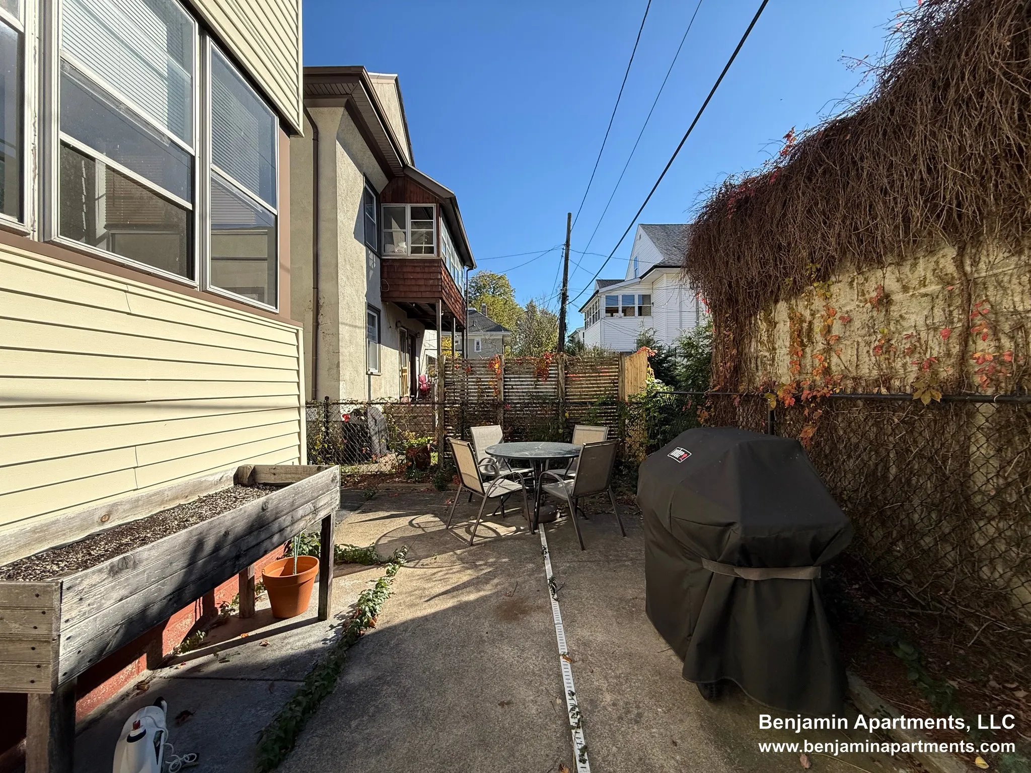 2 bed, 1 bath apartment for rent at 18 Benton Rd Unit 1F, South Medford — photo 21 of 22