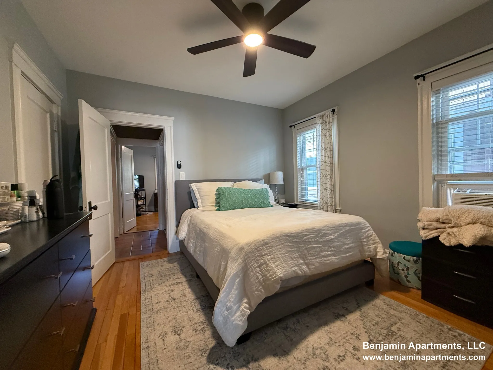 2 bed, 1 bath apartment for rent at 18 Benton Rd Unit 1F, South Medford — photo 7 of 22