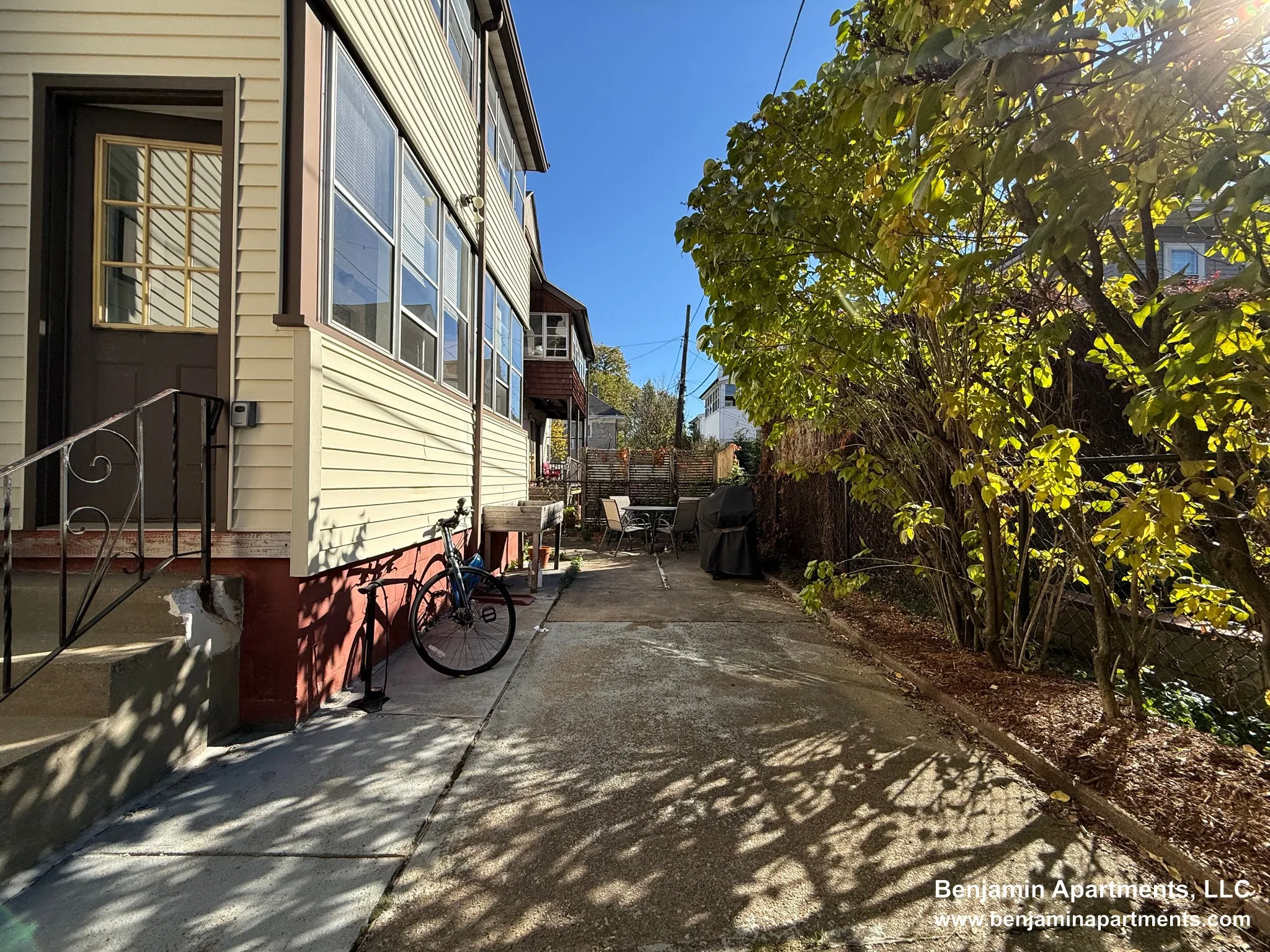 2 bed, 1 bath apartment for rent at 18 Benton Rd Unit 1F, South Medford — photo 20 of 22