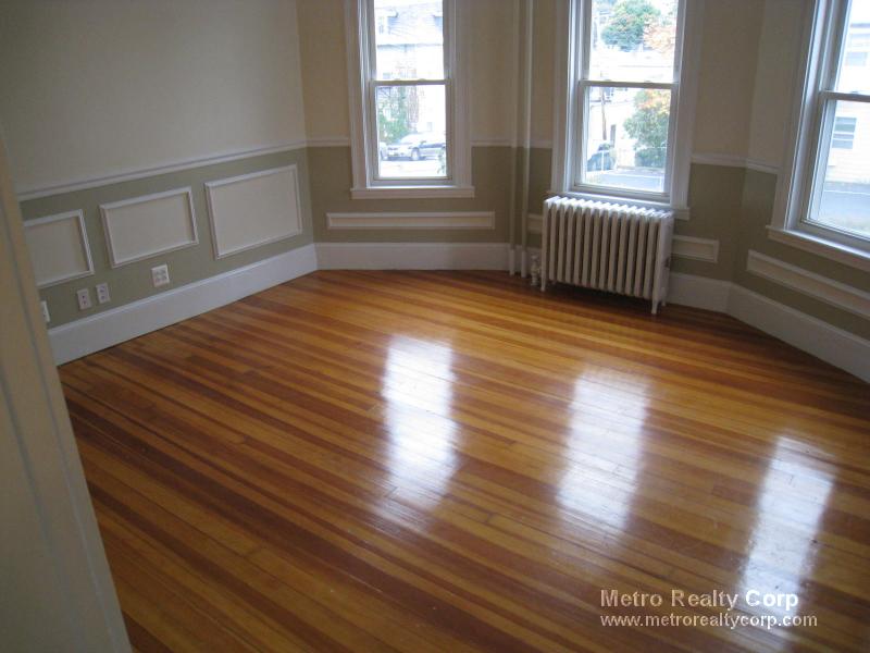 3 bed, 1 bath apartment for rent at 18 Bigelow St Unit 1, Brighton — photo 5 of 15