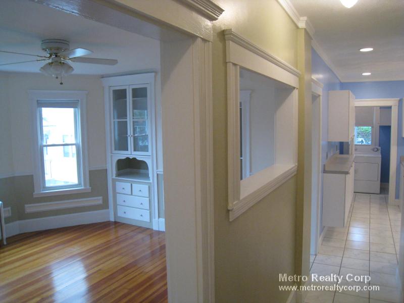 3 bed, 1 bath apartment for rent at 18 Bigelow St Unit 1, Brighton — photo 4 of 15