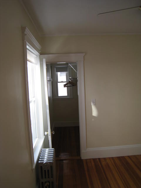 3 bed, 1 bath apartment for rent at 18 Bigelow St Unit 3, Brighton — photo 7 of 13
