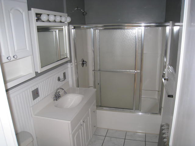 3 bed, 1 bath apartment for rent at 18 Bigelow St Unit 3, Brighton — photo 9 of 13