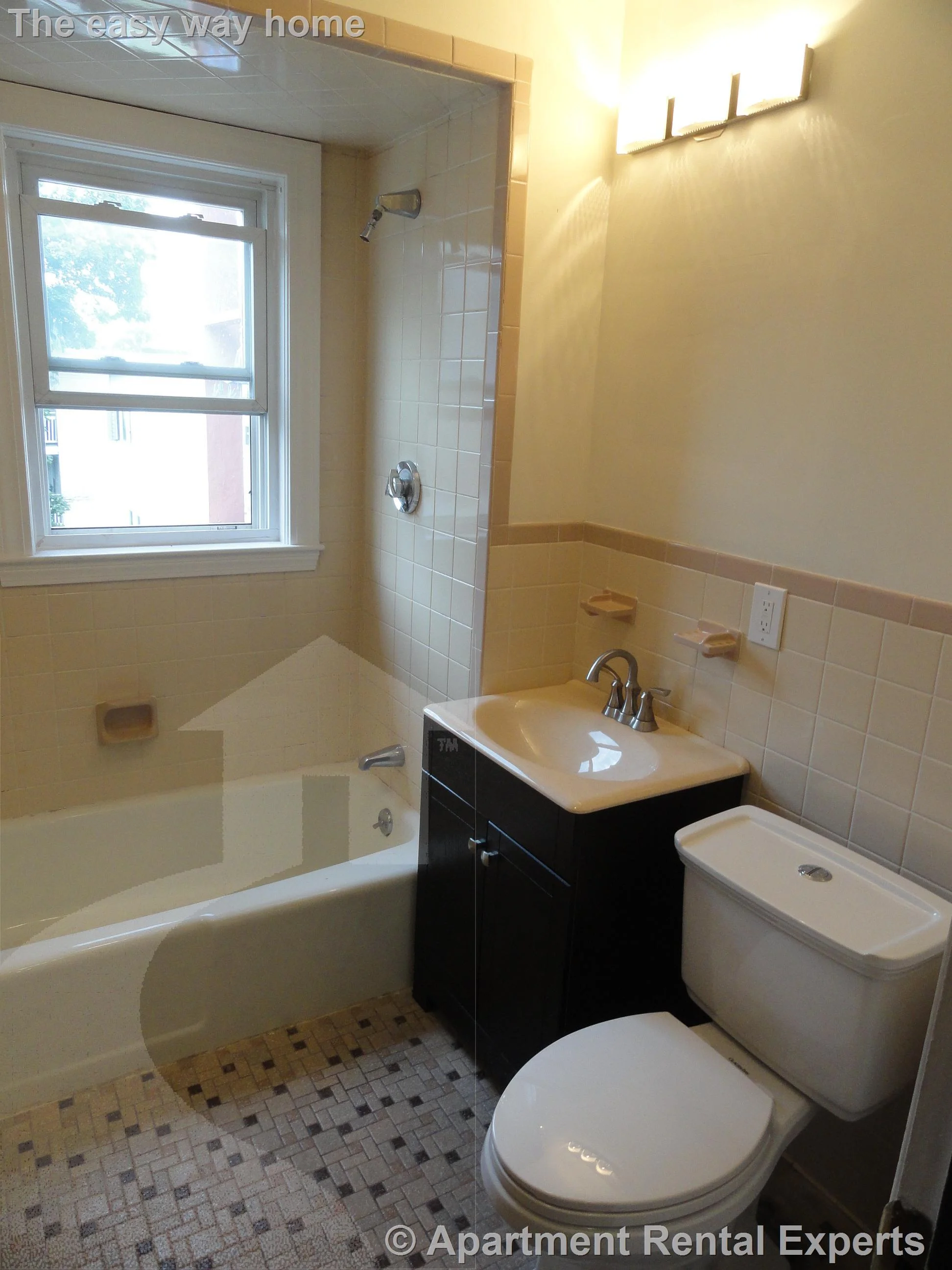 4 bed, 2 bath apartment for rent at 18 Bond St Unit 1, Winter Hill — photo 5 of 9