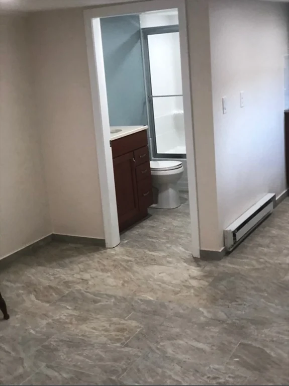 1 bed, 1 bath apartment for rent at 18 Boston St Unit Bottom, Middleton — photo 5 of 7